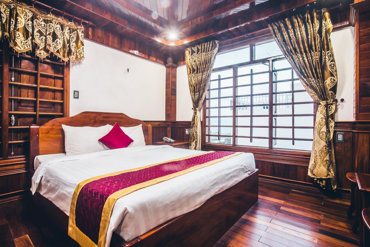 San San Hotel Đà Nẵng Kültér fotó